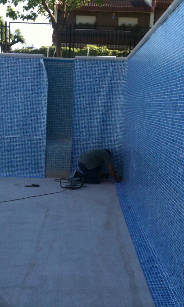 JAZPOOL construcción de piscinas