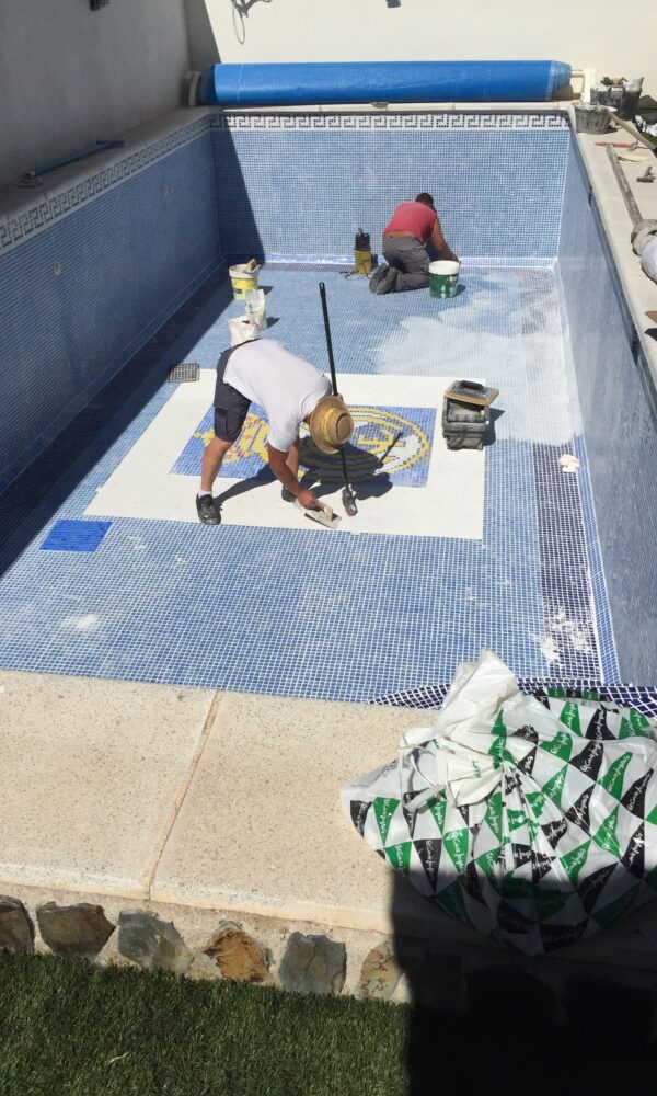 JAZPOOL GALERIA 2024 16 600x1000