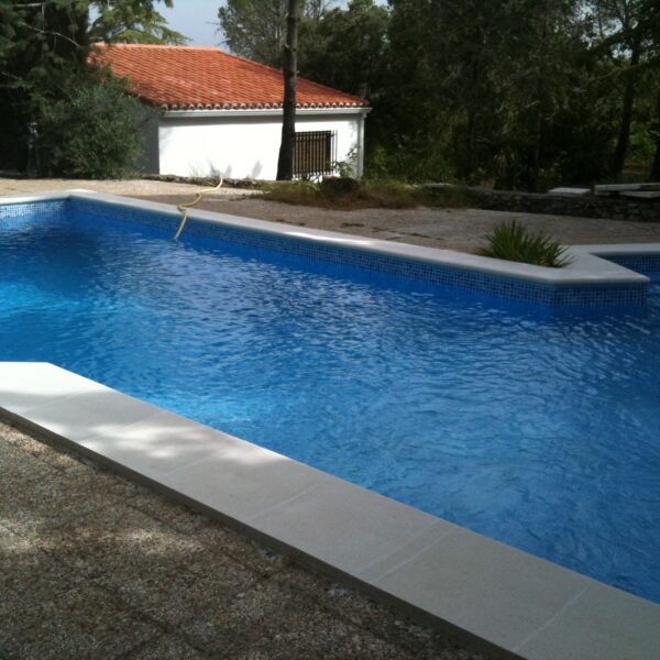 JAZPOOL construcción de piscinas