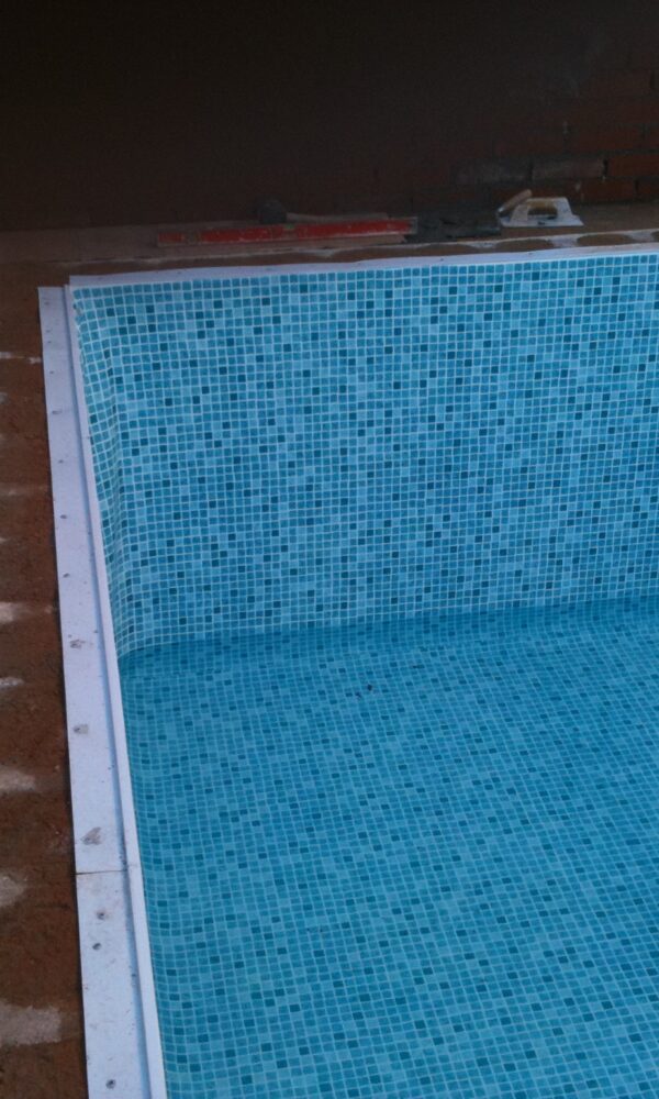 JAZPOOL GALERIA 2024 47 600x1000