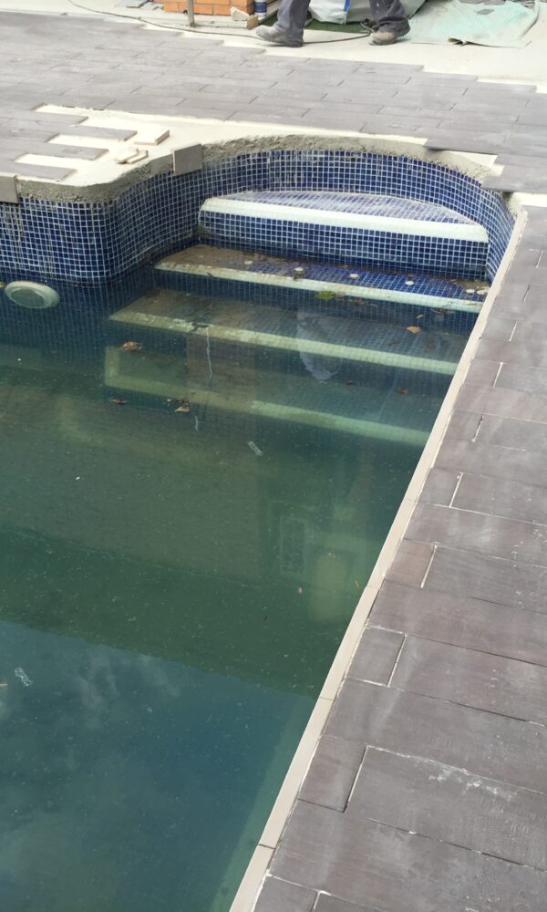 JAZPOOL construcción de piscinas